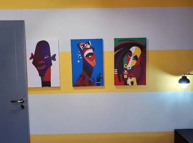 Helga's Sunset Apartment